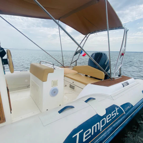 bateau-avec-permis-tf7-nautic-capelli
