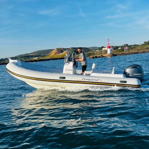 bateau-avec-permis-tf7-nautic-capelli